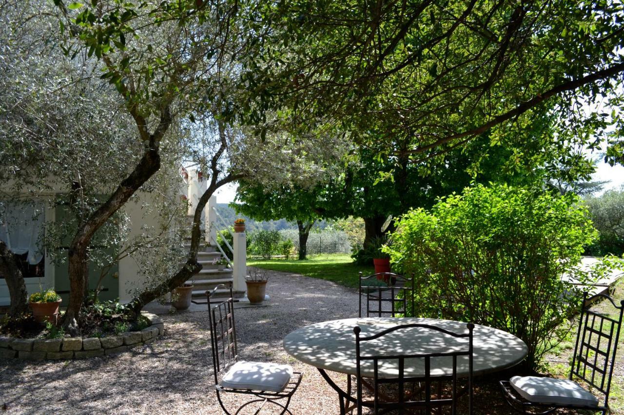 L'Oustalet Acomodação com café da manhã Uzès Exterior foto