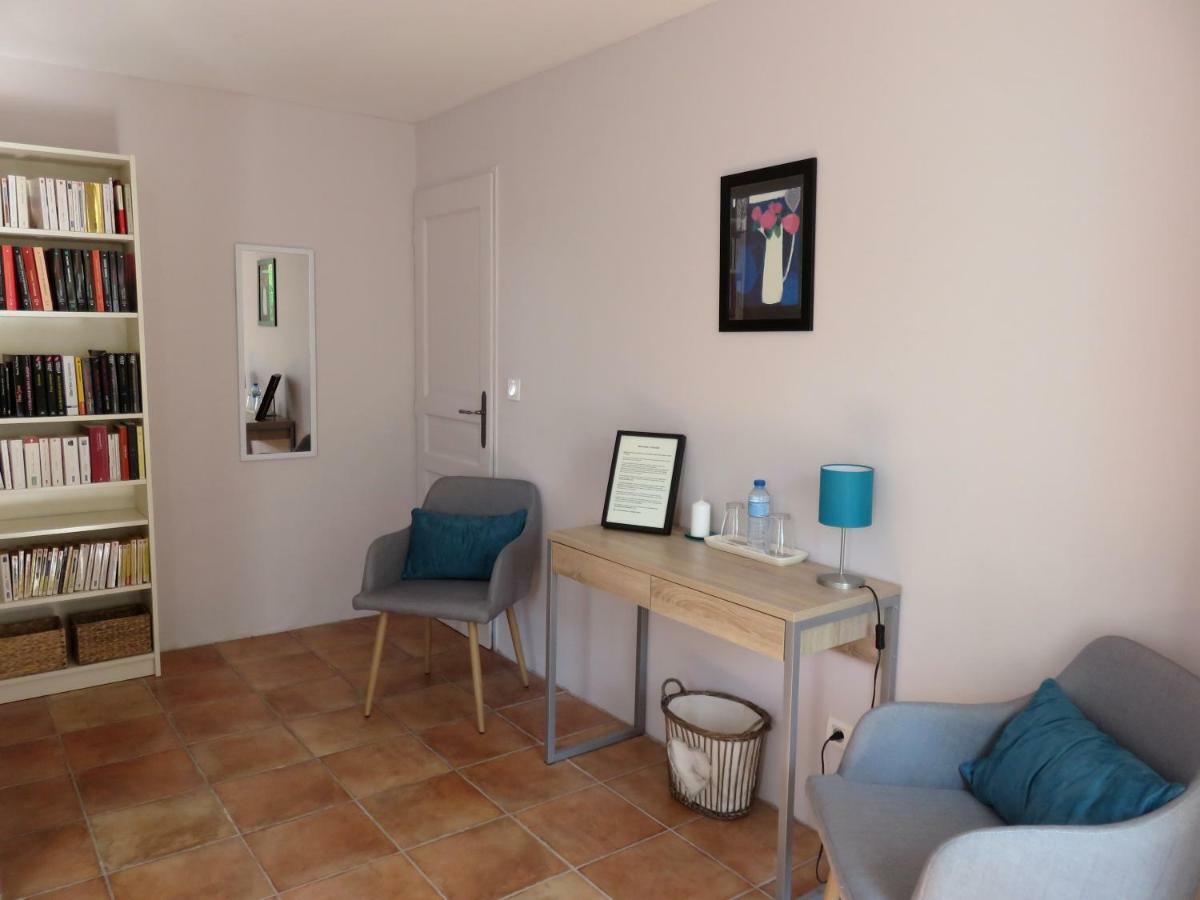 L'Oustalet Acomodação com café da manhã Uzès Exterior foto