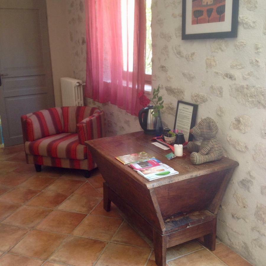 L'Oustalet Acomodação com café da manhã Uzès Exterior foto
